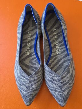 Rothy's Pointed Knit Flats in Gray with Blue Trim Size 10